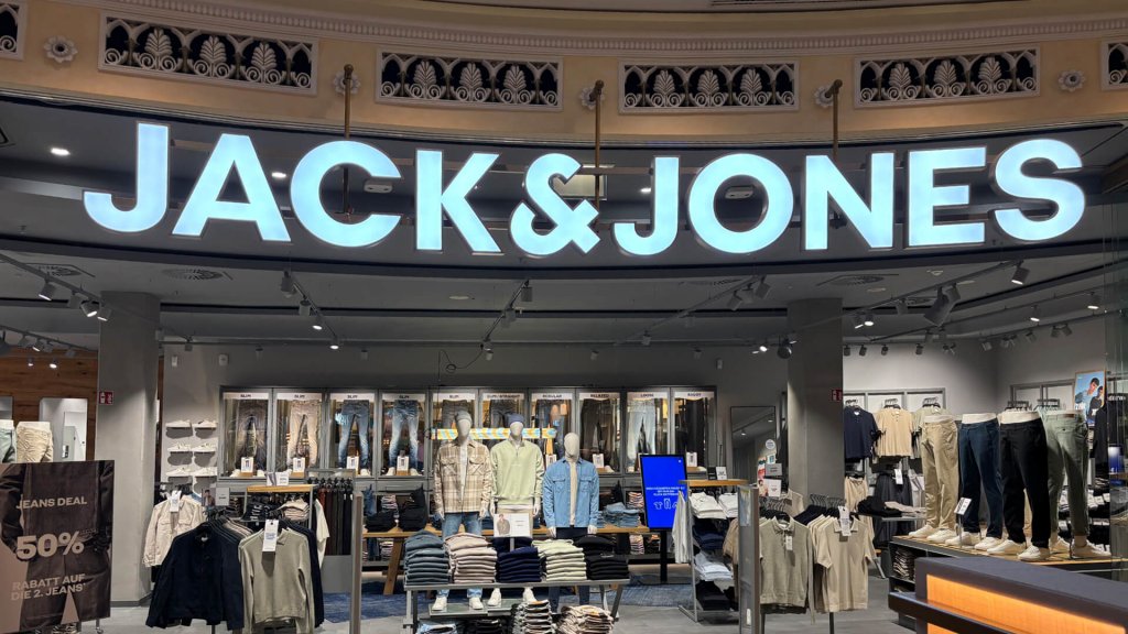 Shopfront Jack&Jones
